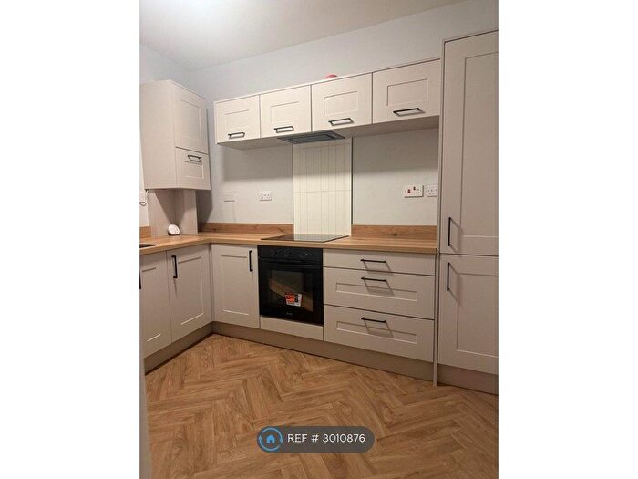 1 Bedroom Flat To Rent In Eland St, Nottingham, NG7