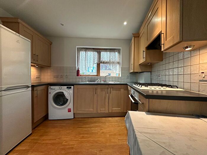 2 Bedroom Flat To Rent In Cooke Street, Barking, IG11