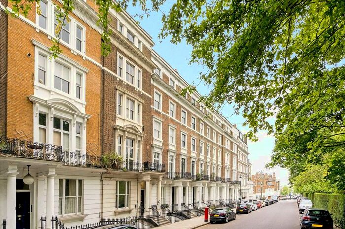 1 Bedroom Flat To Rent In Ladbroke Square, London, W11