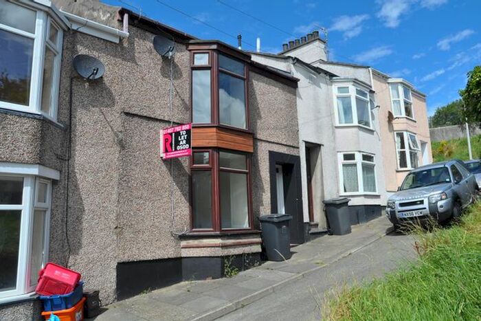 3 Bedroom Terraced House To Rent In Gilbert Street, Holyhead, LL65
