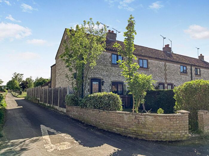 2 Bedroom End Terrace House For Sale In West End, Northwold, IP26