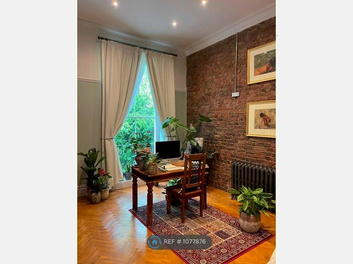 1 Bedroom Flat To Rent In Porchester Square, London, W2