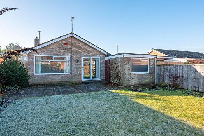 2 Bedroom Detached Bungalow For Sale In Deerstone Way, Dunnington, York, YO19