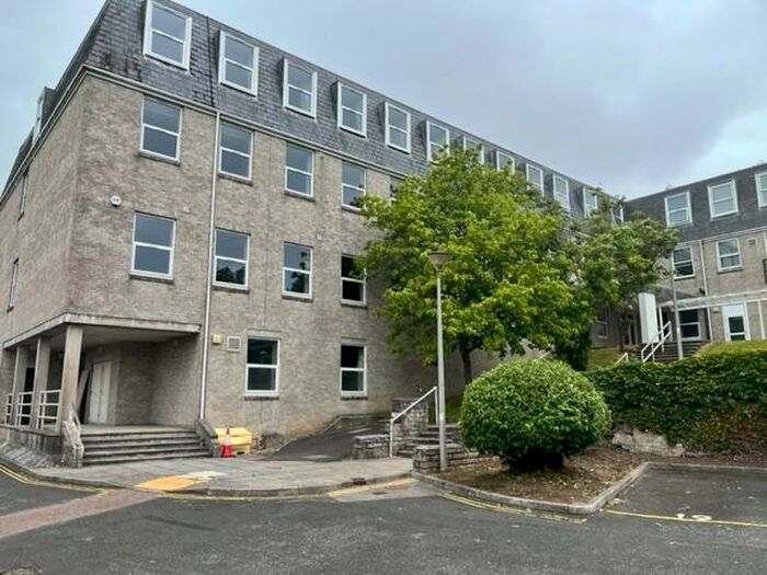 2 Bedroom Apartment To Rent In St Austell, PL25