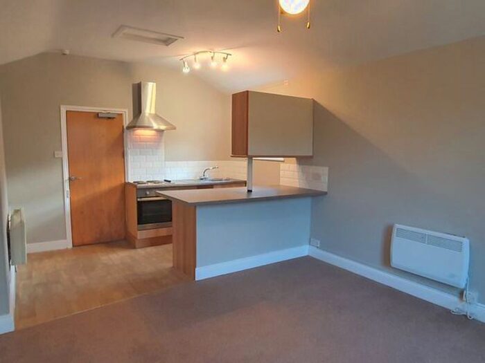 1 Bedroom Flat To Rent In Denmark Road, Gloucester, GL1