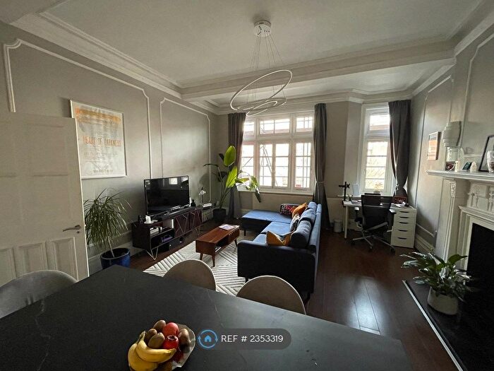 2 Bedroom Flat To Rent In Alexandra Court, London, W9
