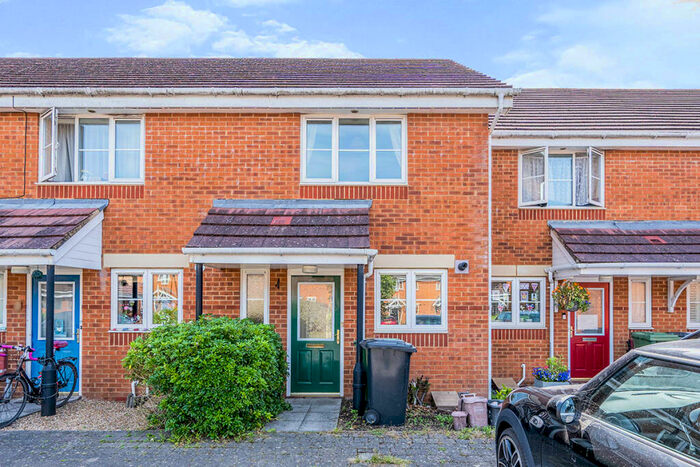 2 Bedroom House To Rent In George Wright Close, Eastleigh, Hampshire, SO50