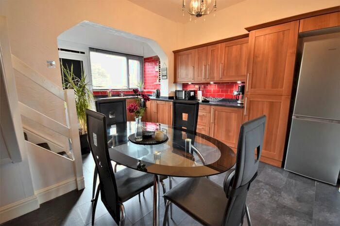 2 Bedroom Terraced House To Rent In School Road, Blackpool, FY4