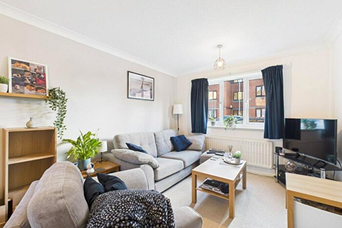 1 Bedroom Apartment To Rent In Alexandra House, A Alexandra Avenue, Camberley, Surrey, GU15