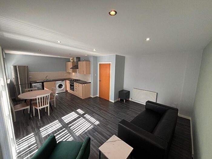 2 Bedroom Flat To Rent In Merkland Lane, City Centre, Aberdeen, AB24