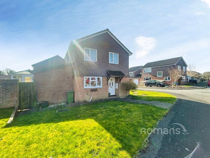 4 Bedroom Detached House For Sale In Waverley Drive, South Wonston, Winchester, SO21