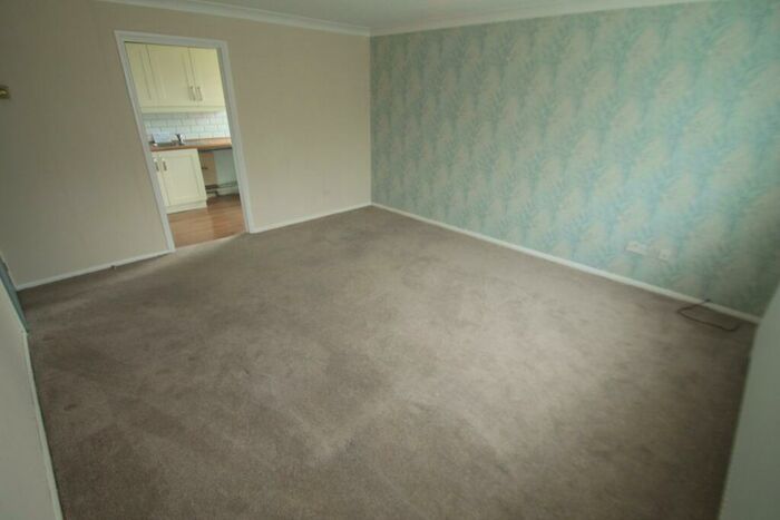 1 Bedroom Apartment To Rent In Tythe Road, Luton, LU4