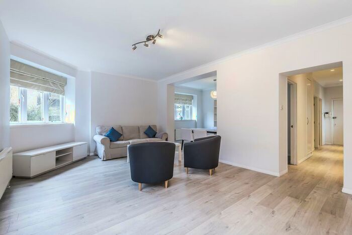 2 Bedroom Apartment To Rent In St. Edmunds Terrace, St. Johns Wood, NW8