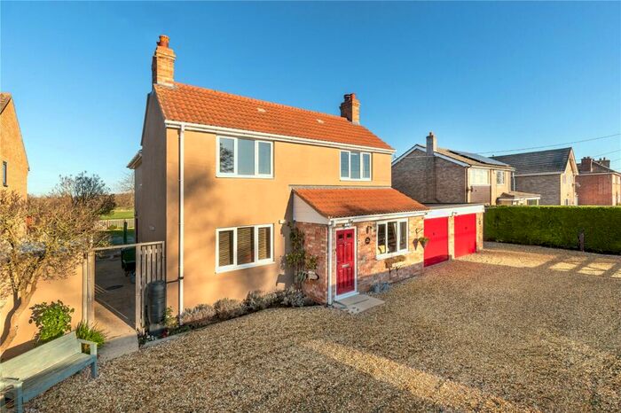 4 Bedroom Detached House For Sale In High Street, Pidley, Huntingdon, Cambridgeshire, PE28