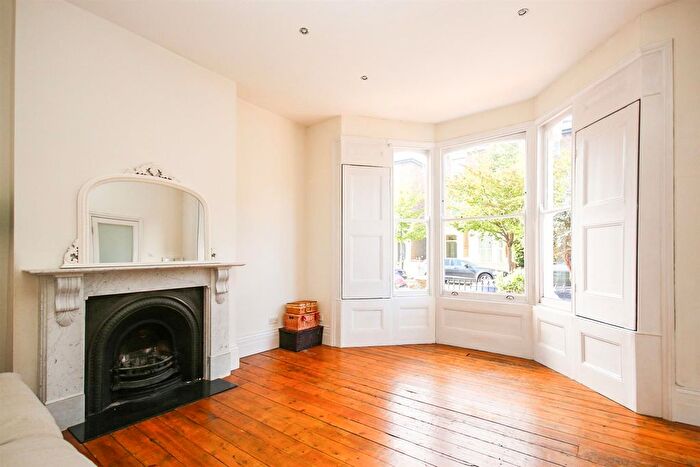 2 Bedroom Flat To Rent In Wilberforce Road, London, N4