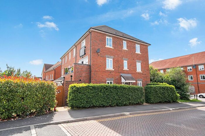 3 Bedroom End Of Terrace House For Sale In Heathcote Road, Picket Piece, SP11
