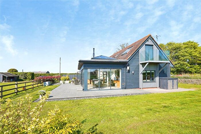 3 Bedroom Barn Conversion For Sale In Mansell Lane, Selsted, Dover, Kent, CT15