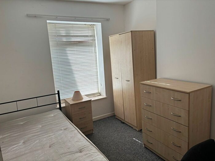 5 Bedroom Terraced House To Rent In Richardson Road, Swansea, SA1