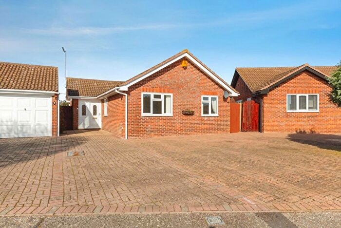 3 Bedroom Bungalow For Sale In Holmwood Close, Clacton-On-Sea, Essex, CO16