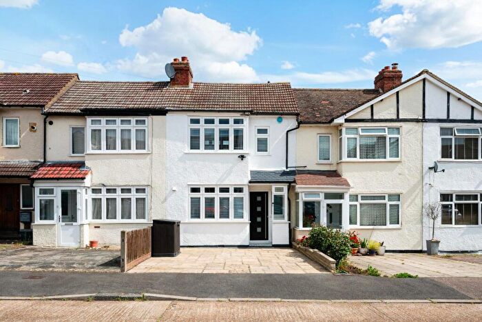 2 Bedroom Semi-Detached House For Sale In Conrad Drive, Worcester Park, KT4