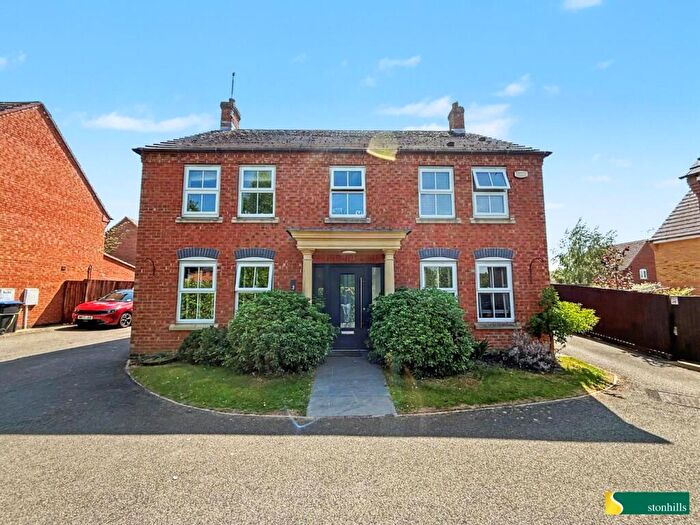 4 Bedroom Detached House For Sale In Bancroft Close, Wootton, Northampton, NN4