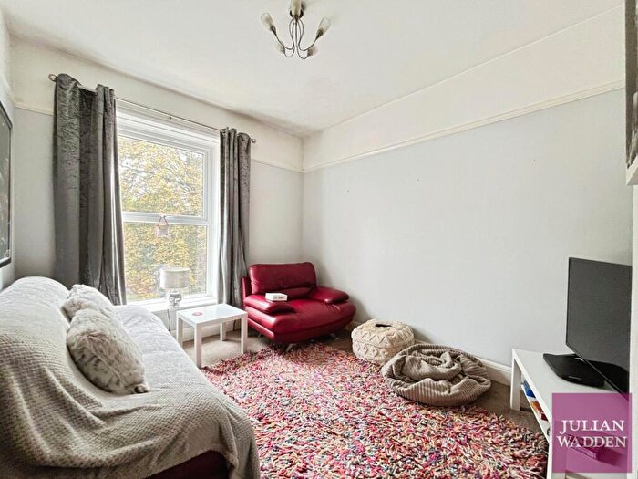 1 Bedroom Flat To Rent In Kennerley Road, Davenport, Stockport, SK2
