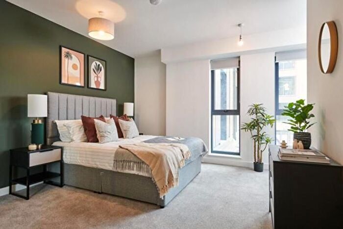 1 Bedroom Flat To Rent In Station View, Guildford, GU1