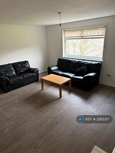 2 Bedroom Maisonette To Rent In The Auld Road, Cumbernauld, Glasgow, G67