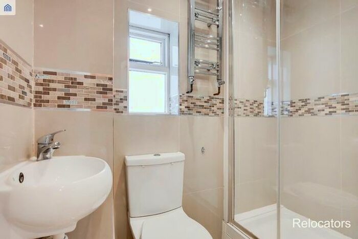 5 Bedroom Terraced House To Rent In Tollet Street, London, E1