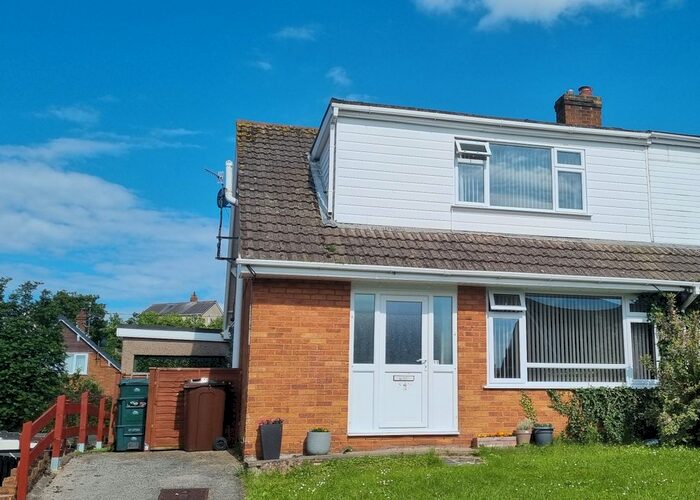 3 Bedroom Semi-Detached House To Rent In Ffordd Naddyn, Colwyn Bay, LL28