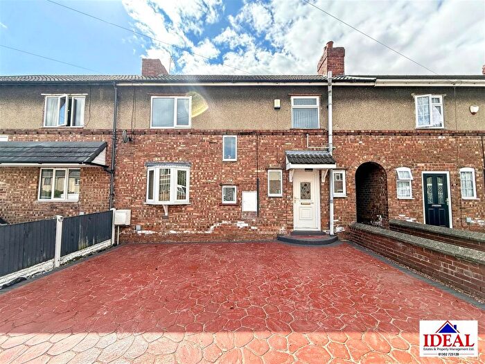 3 Bedroom Terraced House For Sale In New Street, Carcroft, Doncaster, DN6