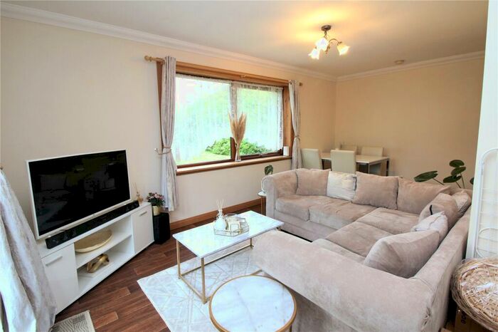 2 Bedroom Bungalow To Rent In Nevendon Road, Basildon, SS13