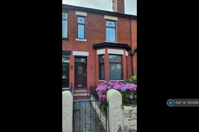 4 Bedroom Terraced House To Rent In Croft Street, Salford, M7