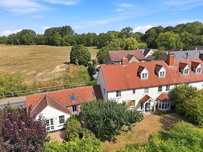 4 Bedroom Semi-Detached House For Sale In Kentford, Newmarket, Suffolk, CB8