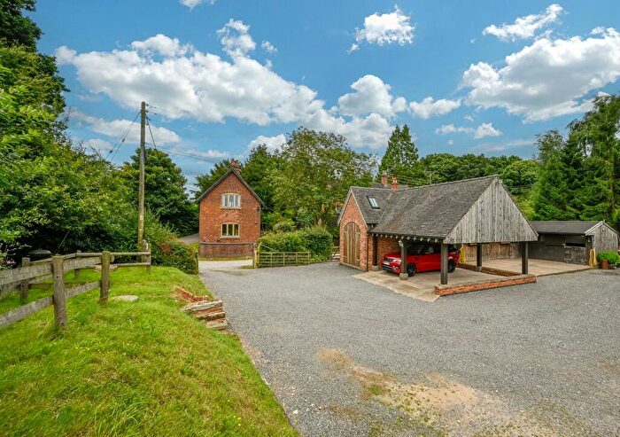 3 Bedroom Detached House For Sale In Edlaston, Ashbourne, DE6