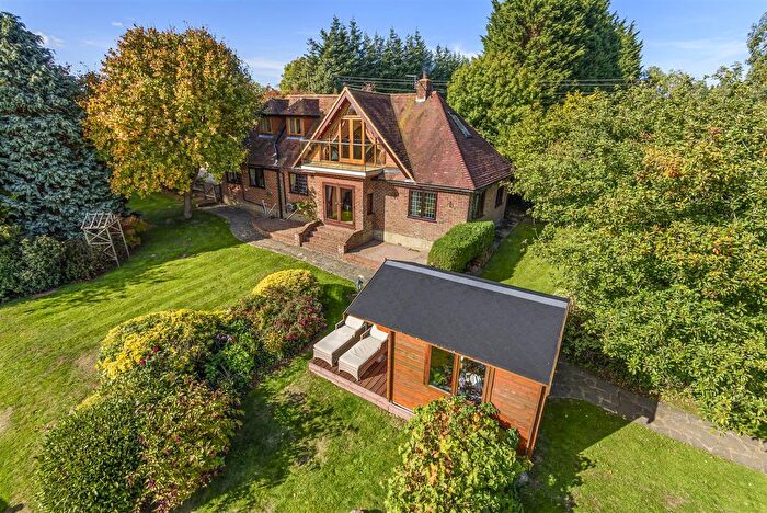 4 Bedroom Equestrian Property For Sale In Ewell Minnis, Dover, CT15