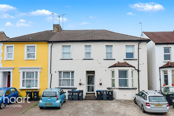 1 Bedroom Flat For Sale In Selsdon Road, South Croydon, CR2