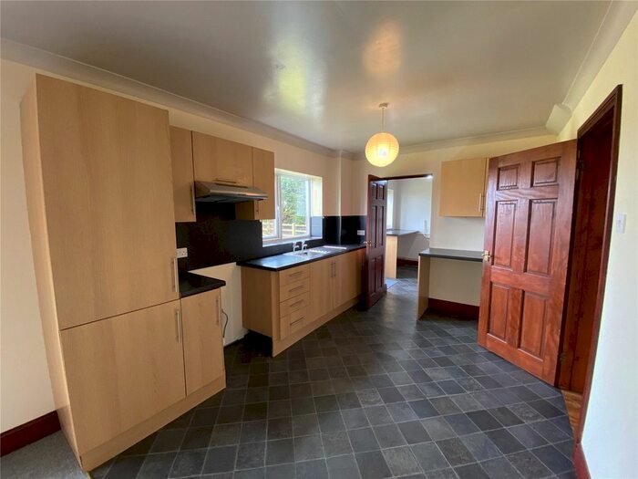 4 Bedroom Detached House To Rent In Tudor Gardens, Merlins Bridge