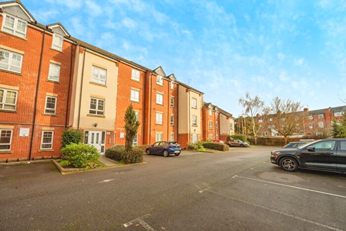 2 Bedroom Flat For Sale In Turberville Place, Warwick, Warwickshire, CV34