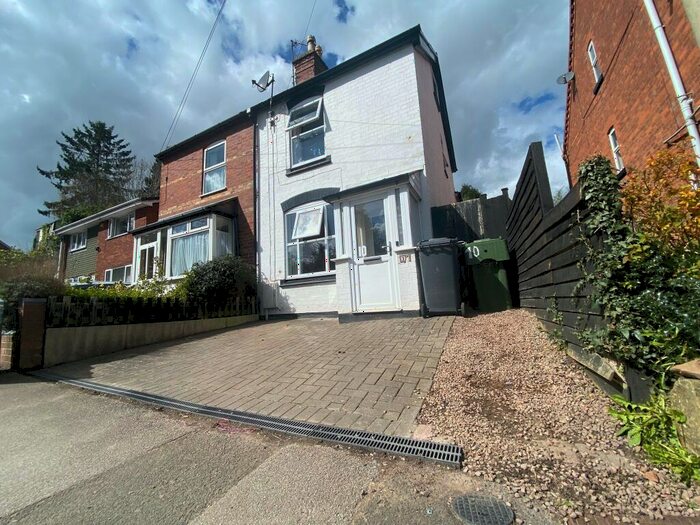 3 Bedroom House To Rent In Rock Hill, Bromsgrove, B61