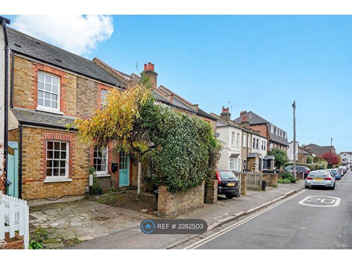 3 Bedroom Semi-Detached House To Rent In Second Cross Road, Twickenham, TW2