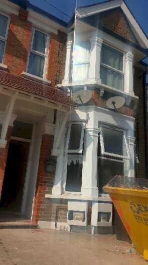 1 Bedroom Flat To Rent In Wallington Road, Seven Kings, Ilford, IG3