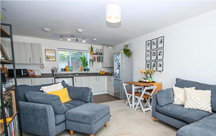 2 Bedroom Flat For Sale In Plymouth Grove, Manchester, M13