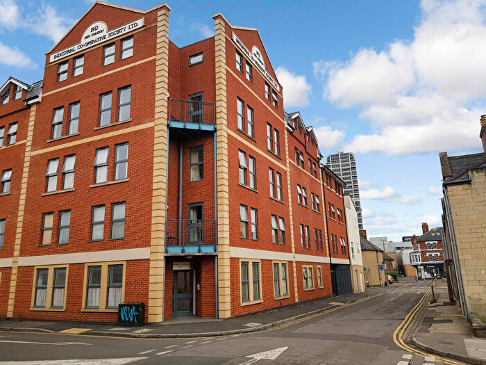 2 Bedroom Apartment To Rent In Harding Street, Swindon, Wiltshire, SN1