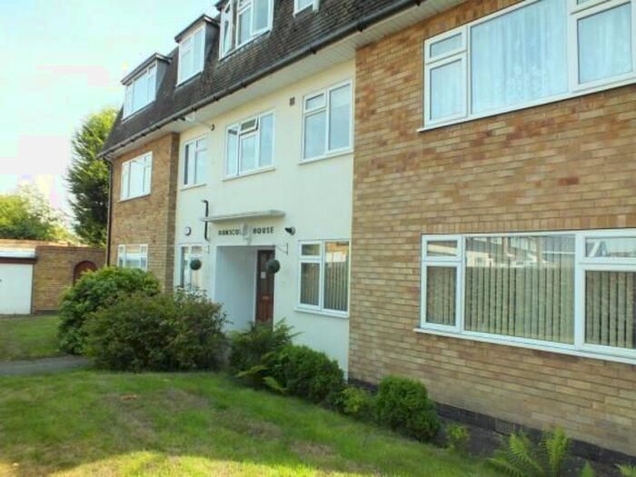 2 Bedroom Flat To Rent In Hunscote Close, Solihull, B90