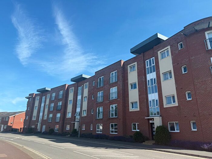 2 Bedroom Flat To Rent In Princes Way, Milton Keynes, MK2