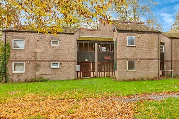 1 Bedroom Flat For Sale In Lime Grove Close, Leicester, LE4