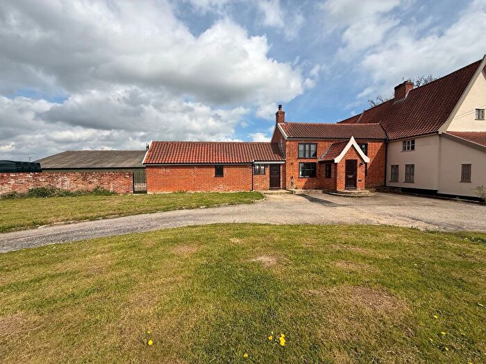 2 Bedroom Cottage To Rent In Eye Road, Rishangles, IP23