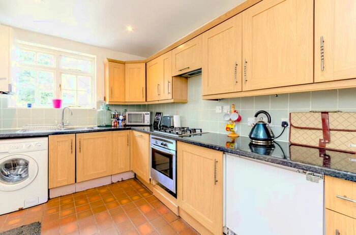 3 Bedroom Semi-Detached House To Rent In Cheselden Road, Guildford, , Guildford, GU1
