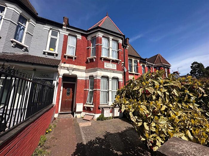 Studio To Rent In St Anns Road, Harringay, N15